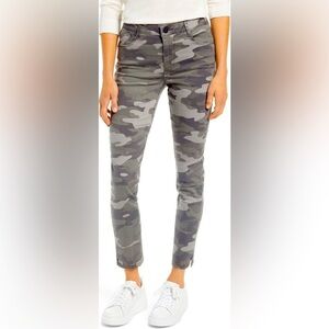 Ab'Solution Camo High Waist Ankle Skinny Pants
WIT & WISDOM